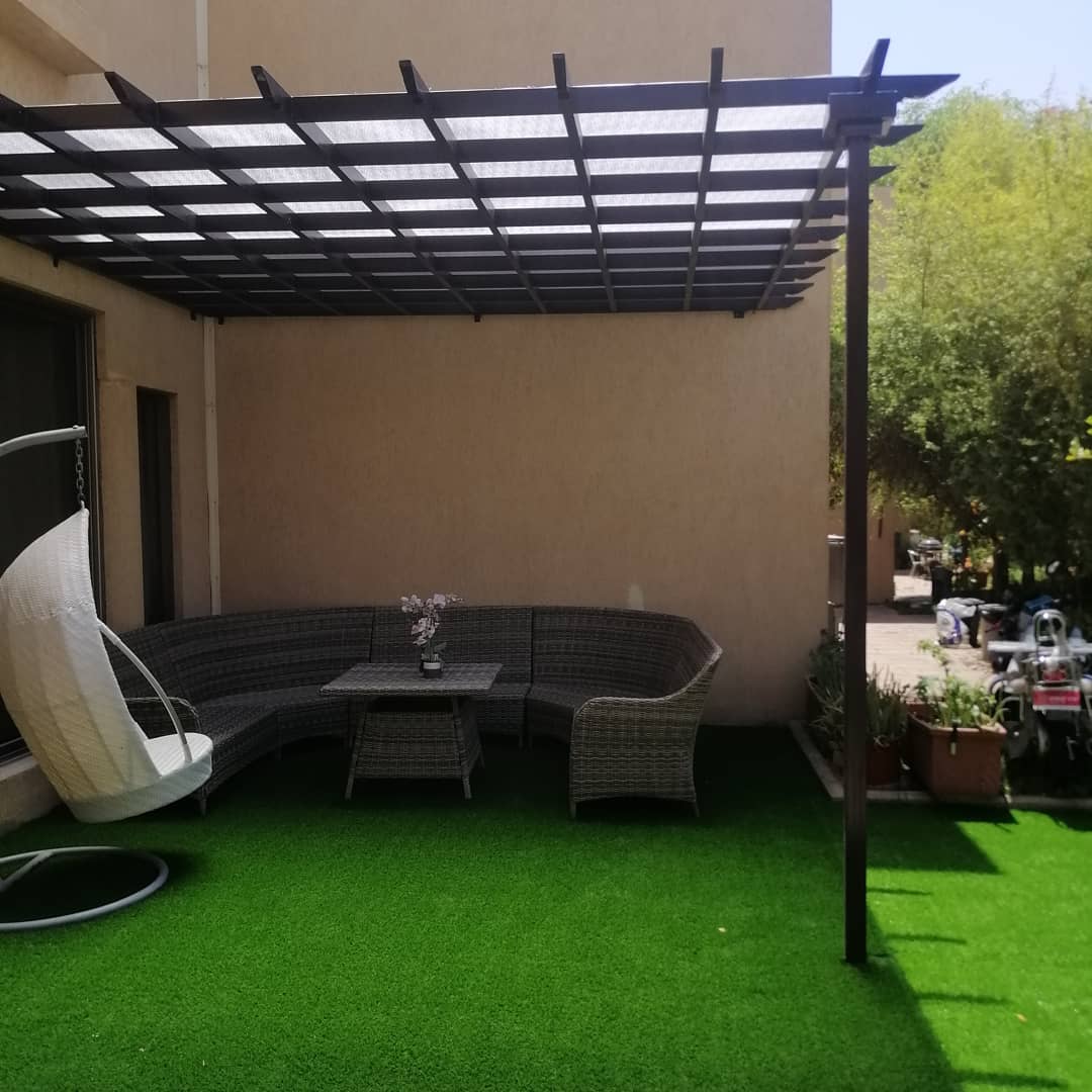 مظلات حدائق