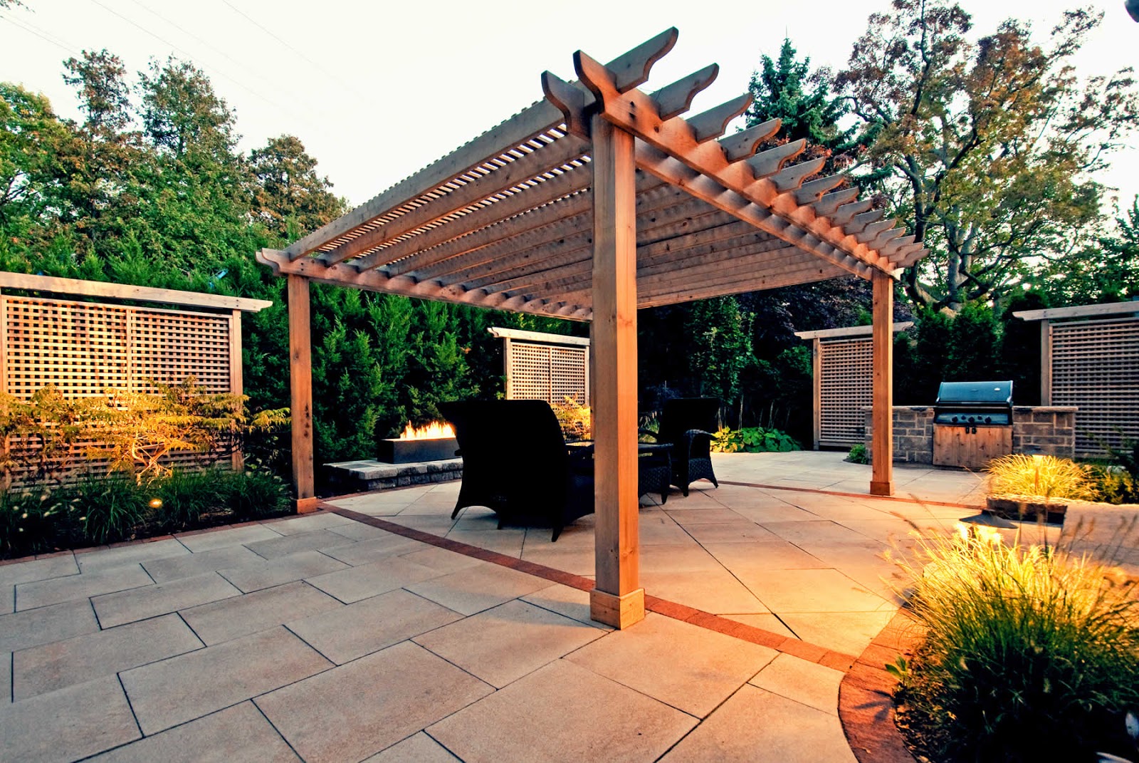 مظلات خشبية مظلات خشبية