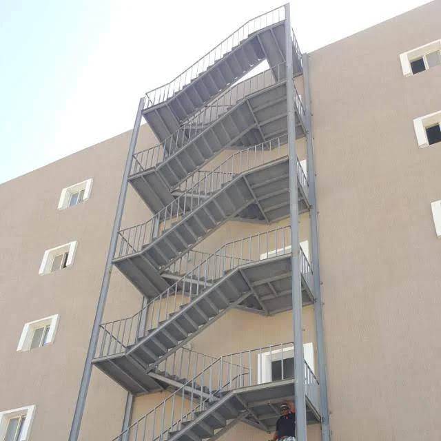 أهمية تركيب درج حديد الشرقية