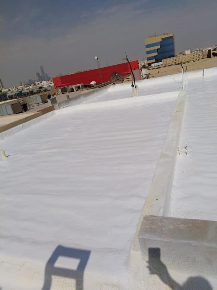 عوازل أسطح الشرقية : حلول مبتكرة للأسطح المنزلية والتجارية